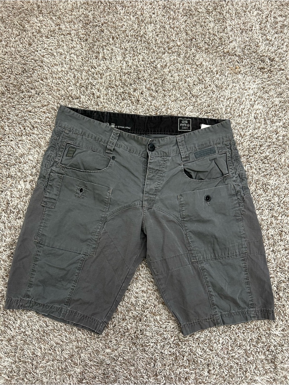 G-Star RAW 3301 Utility Cargo Shorts Mens 36 Relaxed Grey Button Fly 10” Inseam